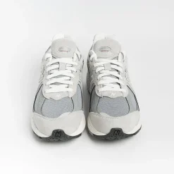 NEW BALANCE - Collezione Donna Sneakers*New Balance - M2002Rxj Sneakers - Grey