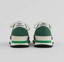 NEW BALANCE - Collezione Uomo Sneakers*New Balance - Sneakers Limited Edition Teddy Santis M990Gg1 - Green