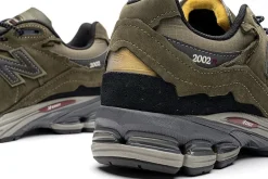NEW BALANCE - Collezione Uomo Sneakers*New Balance - Sneakers M2002Rdn - Green