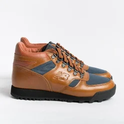 NEW BALANCE - Collezione Uomo Sneakers*New Balance - Urainog Boot Sneakers - Leather And Blue